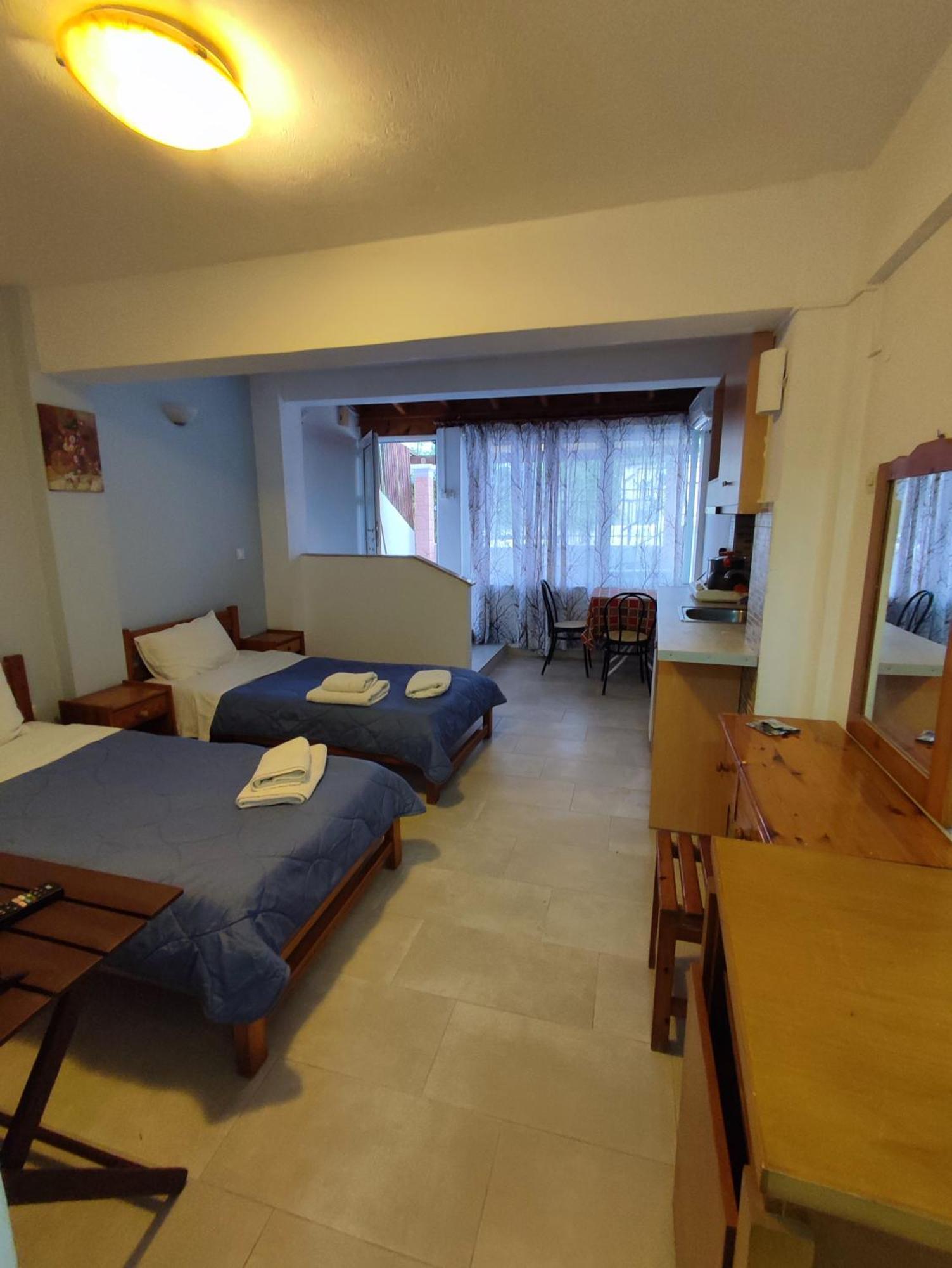 Villa Avra Dassia  Luaran gambar