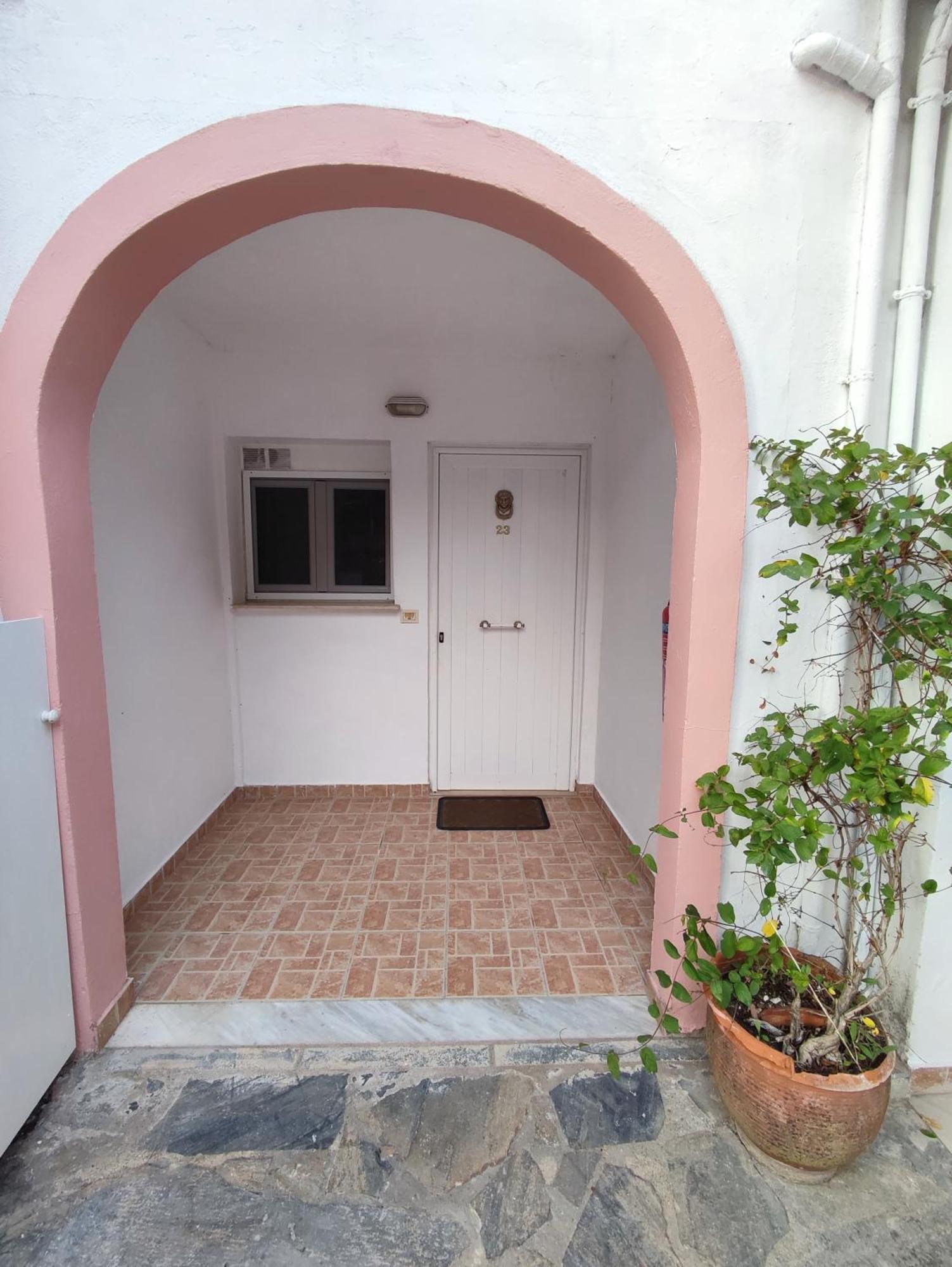 Villa Avra Dassia  Luaran gambar