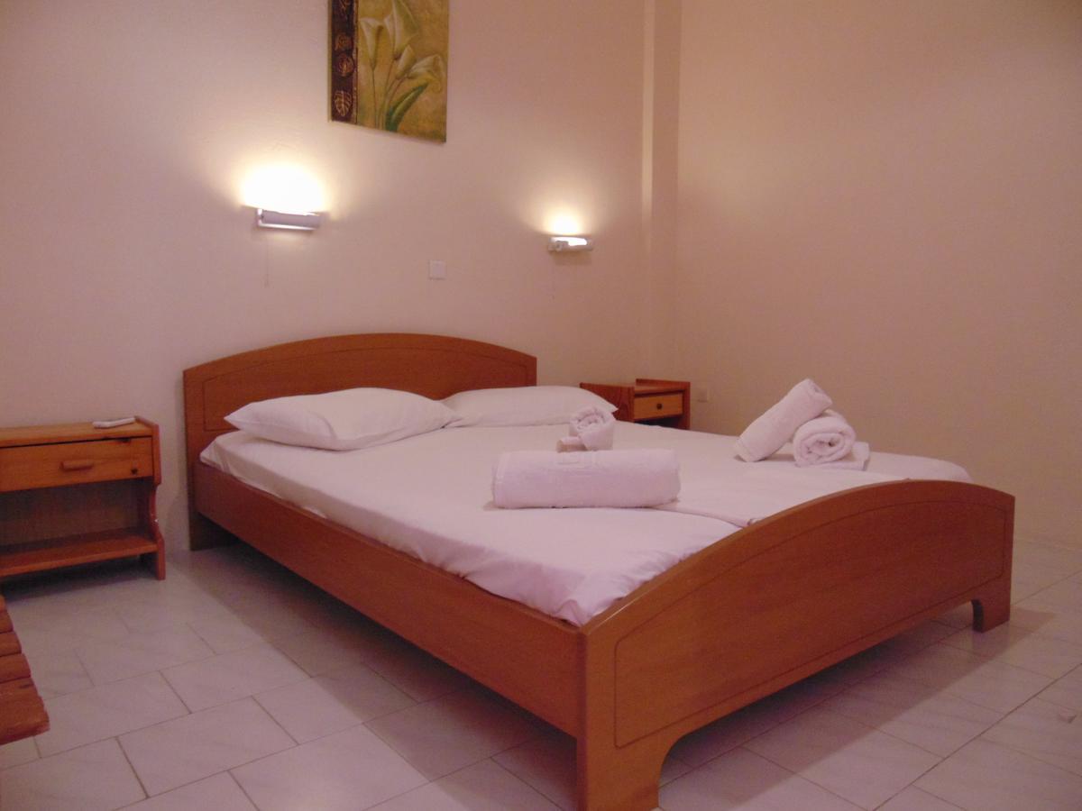 Villa Avra Dassia  Luaran gambar