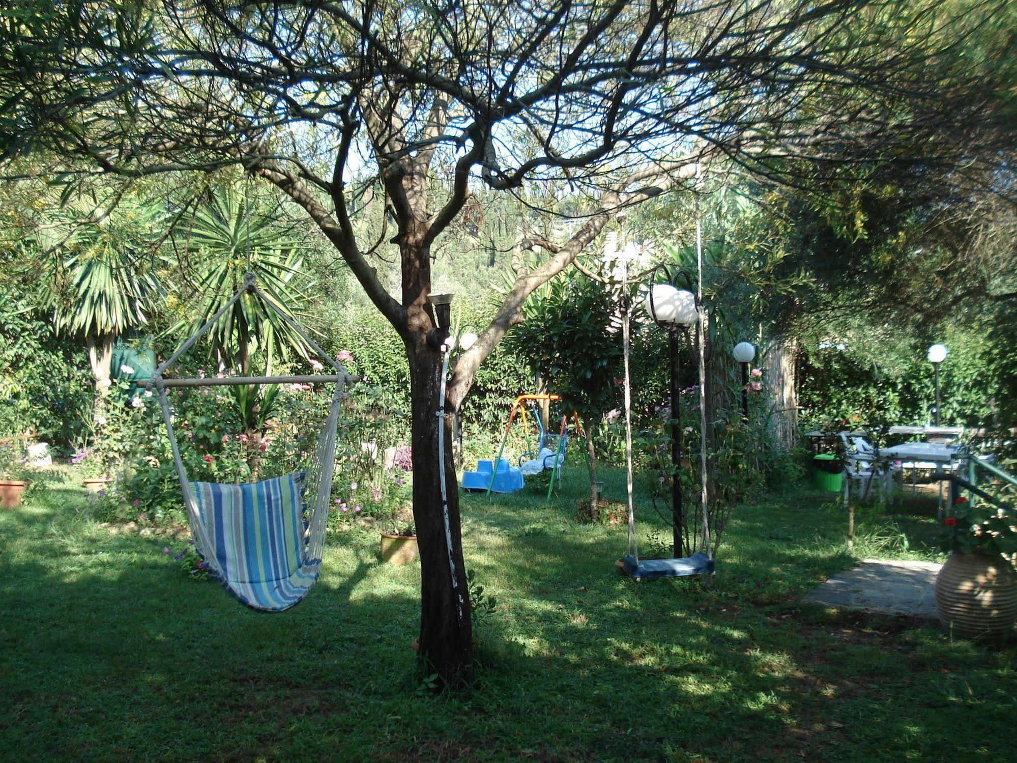 Villa Avra Dassia  Luaran gambar